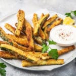 Pieczone frytki z cukinii